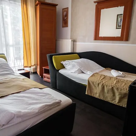 Ambrózia és étterem Pensión Miskolc