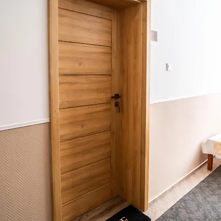 Ambrózia és étterem Vendégház *