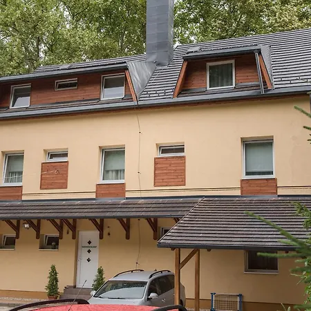 Ambrozia Szallashely Es Etterem * Miškovec